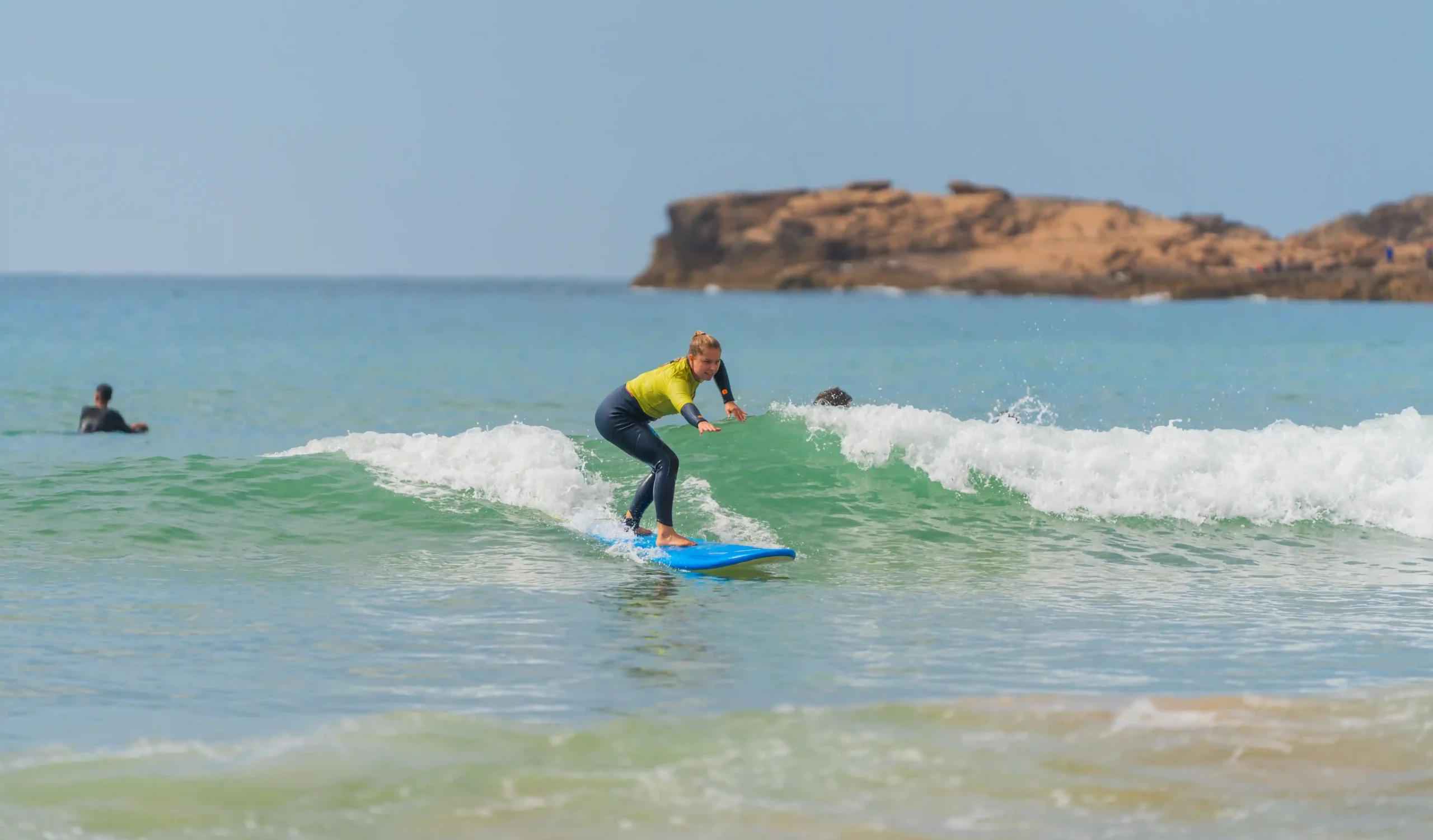 Accueil-surf-scaled (1)